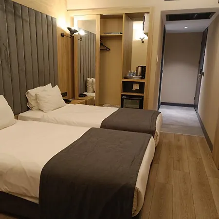 Mineo Taksim 4*