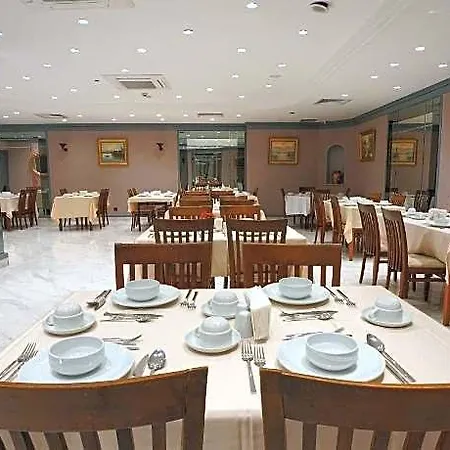 Mineo Taksim 4*