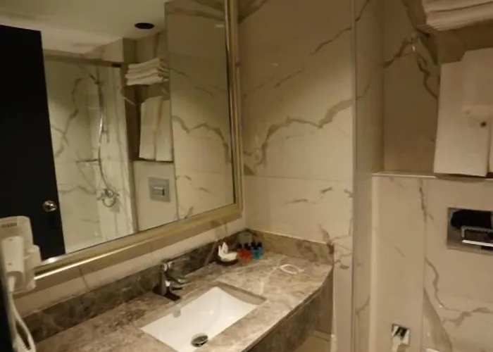 Mineo Taksim איסטמבול