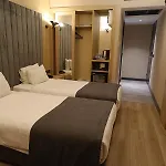 Mineo Taksim 4*