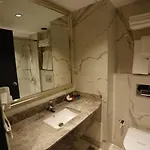 Mineo Taksim Estambul