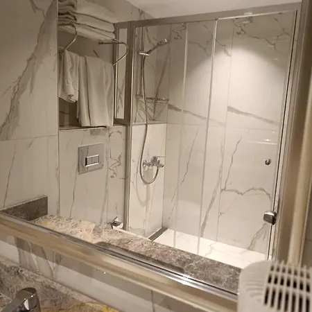 Hotel Mineo Taksim 4*